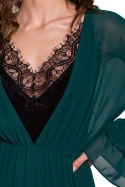 Sukienka szyfonowa maxi dekolt V z koronką długi rękaw zielona K136
