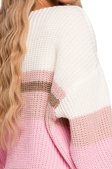 Sweter damski w kolorowe pasy z głębokim dekoltem w serek m4 me686 Sweter damski w kolorowe pasy z głębokim dekoltem w serek m4 me686