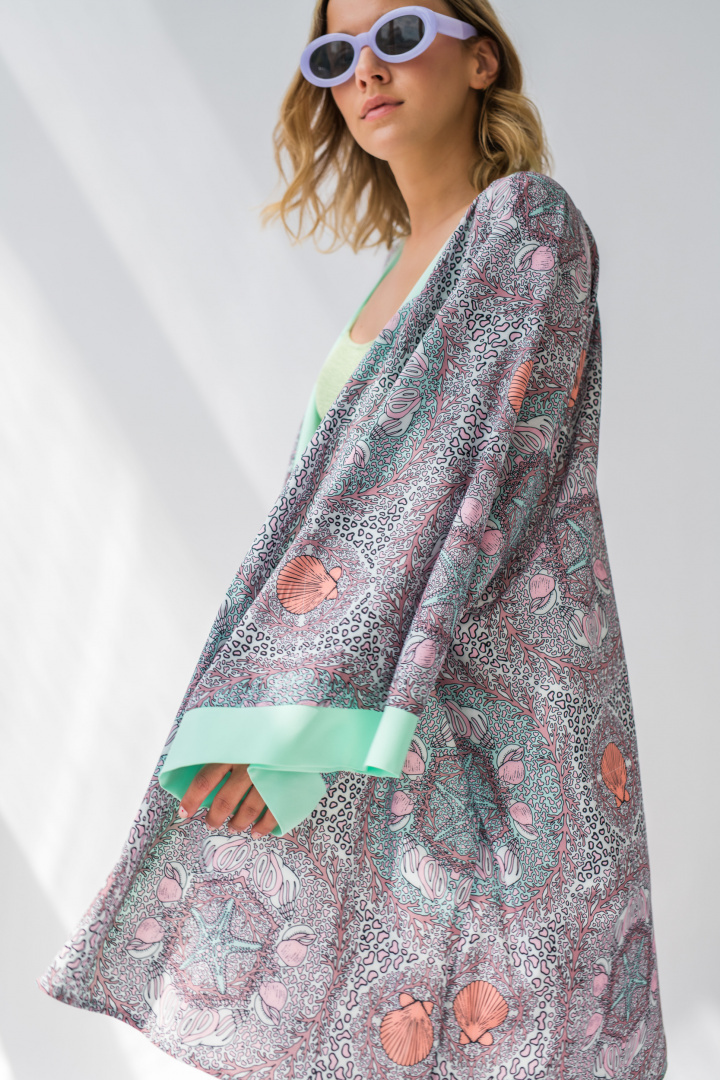 Kimono damskie szlafrok z kolorowym nadrukiem i wiązaniem m3 LA107