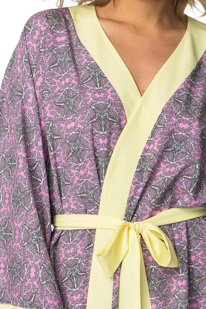 Kimono damskie szlafrok z kolorowym nadrukiem i wiązaniem m2 LA107 Kimono damskie szlafrok z kolorowym nadrukiem i wiązaniem m2 LA107