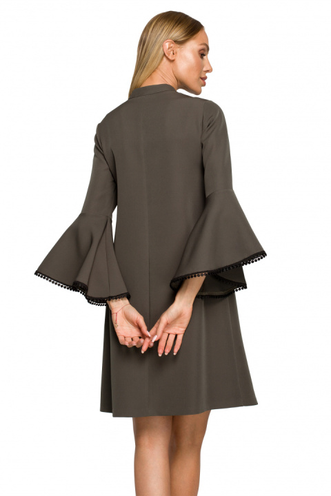 Sukienka midi trapezowa fason A szeroki rękaw 3/4 khaki me698 Sukienka midi trapezowa fason A szeroki rękaw 3/4 khaki me698