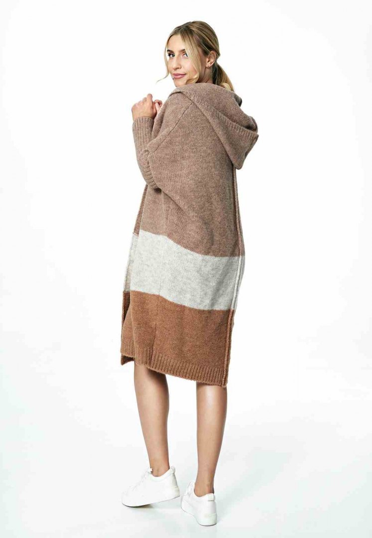 Sweter damski długi w pasy z kapturem bez zapięcia brązowy M883