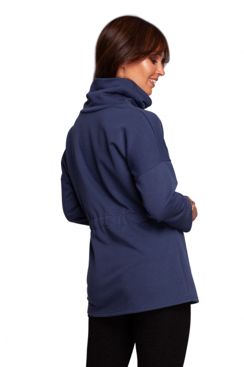 Bluza damska z kołnierzem i tasiemką w centki dzianinowa niebieska B236 Bluza damska z kołnierzem i tasiemką w centki dzianinowa niebieska B236