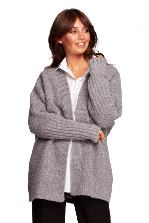 Kardigan damski oversize bez zapięcia z plisą szary BK088 Kardigan damski oversize bez zapięcia z plisą szary BK088