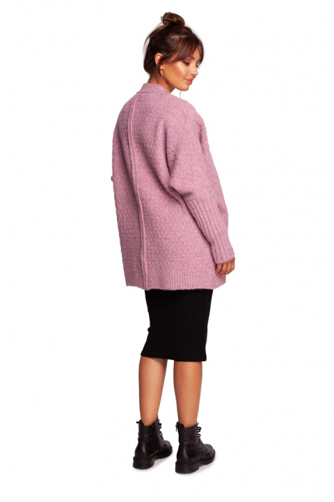 Kardigan damski oversize bez zapięcia z plisą pudrowy BK088 Kardigan damski oversize bez zapięcia z plisą pudrowy BK088