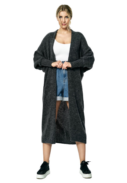 Sweter damski długi bez zapięcia z kimonowym rekawem ciemny szary M885 Sweter damski długi bez zapięcia z kimonowym rekawem ciemny szary M885