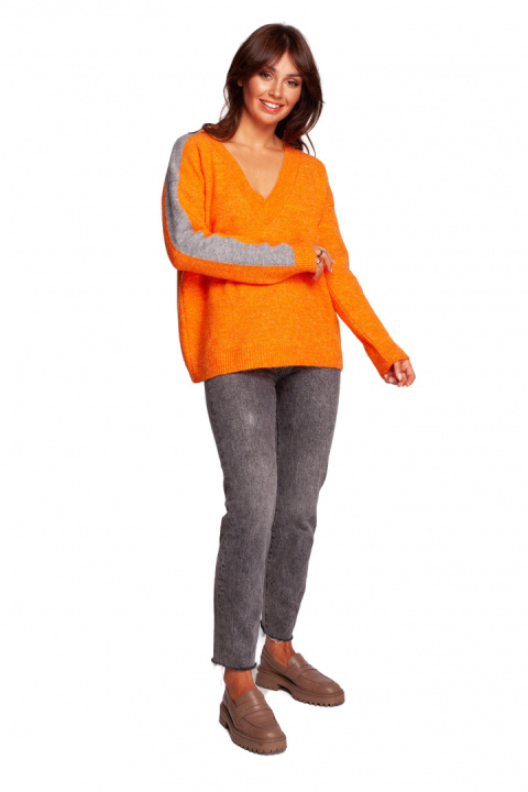 Sweter damski z dekoltem w serek i lampasami pomarańczowy BK093 Sweter damski z dekoltem w serek i lampasami pomarańczowy BK093