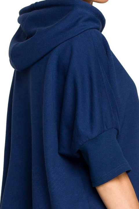 Bluza damska trapezowa z kapturem kieszeń kangurek atramentowa me689 Bluza damska trapezowa z kapturem kieszeń kangurek atramentowa me689