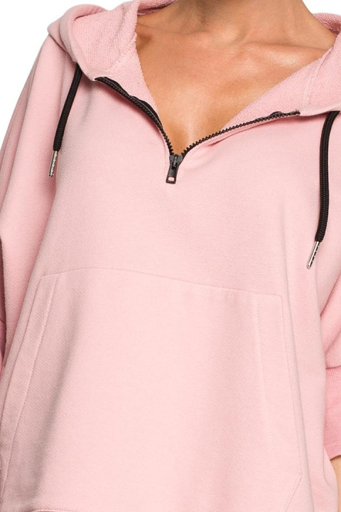 Bluza damska trapezowa z kapturem kieszeń kangurek pudrowa me689 Bluza damska trapezowa z kapturem kieszeń kangurek pudrowa me689