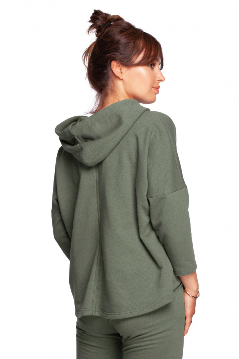 Bluza damska trapezowa o luźnym kroju z kapturem khaki B239 Bluza damska trapezowa o luźnym kroju z kapturem khaki B239