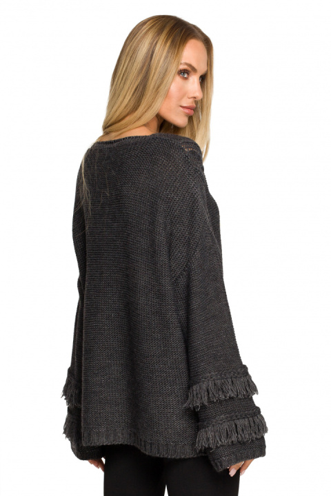 Sweter damski boho z szerokimi rękawami z frędzlami grafitowy me710 Sweter damski boho z szerokimi rękawami z frędzlami grafitowy me710