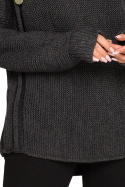 Sweter damski z ozdobnymi guzikami gładki splot grafitowy me712