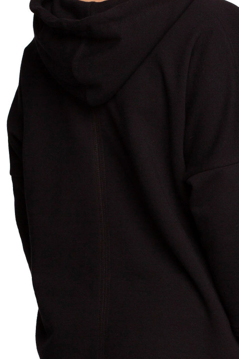 Bluza damska trapezowa o luźnym kroju z kapturem czarna B239 Bluza damska trapezowa o luźnym kroju z kapturem czarna B239