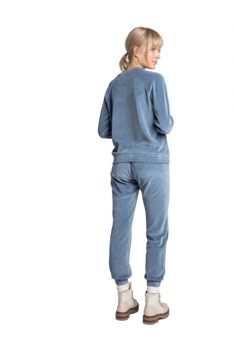 Bluza damska welurowa z reglanowym rękawem i ściągaczem niebieska LA011 Bluza damska welurowa z reglanowym rękawem i ściągaczem niebieska LA011