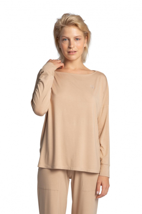 Bluzka damska z wiskozy z rozcięciami po bokach cappuccino LA029 Bluzka damska z wiskozy z rozcięciami po bokach cappuccino LA029