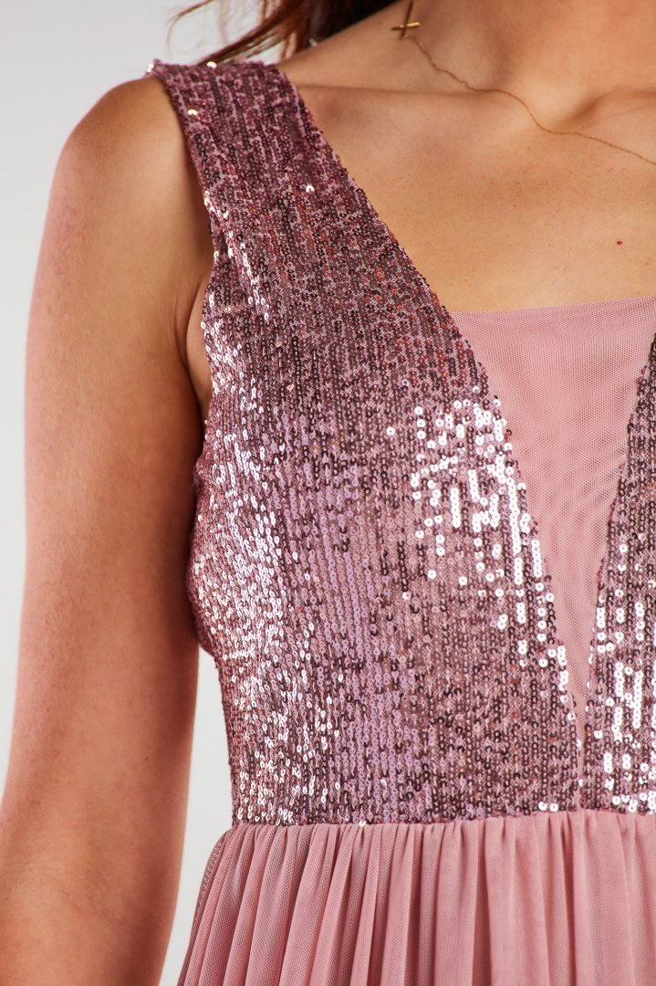 Sukienka elegancka maxi na ramiączkach odkryte plecy cekiny różowa A486