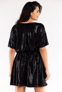 Sukienka błyszcząca rozkloszowana mini krótki rękaw dekolt V czarna A561