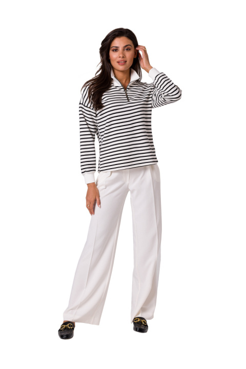 Bluza damska prosta w marynarskie paski z wysokim kołnierzem m1 B250 Bluza damska prosta w marynarskie paski z wysokim kołnierzem m1 B250