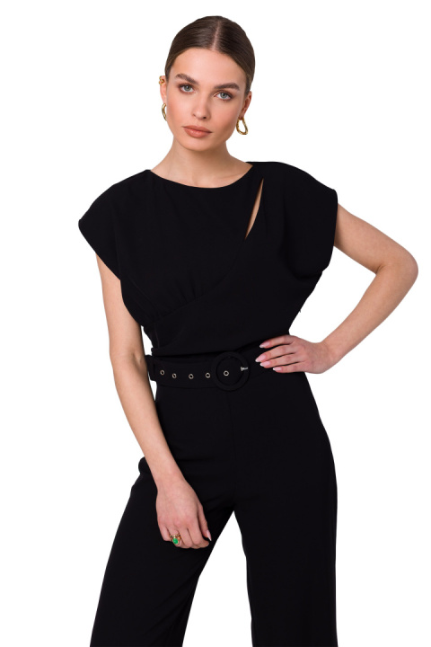 Kombinezon elegancki rozcięcie w dekolcie krótki rękaw czarny S339 Kombinezon elegancki rozcięcie w dekolcie krótki rękaw czarny S339