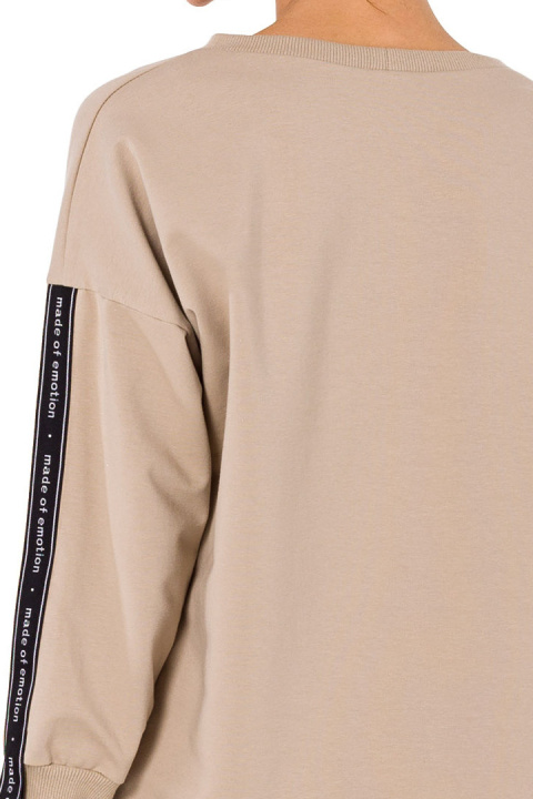 Bluza damska dresowa prosta z lampasami dzianinowa beżowa me727 Bluza damska dresowa prosta z lampasami dzianinowa beżowa me727