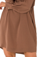 Sukienka koszulowa mini luźna z łańcuszkiem długi rękaw czekoladowa me740
