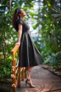 Sukienka midi rozkloszowana dopasowana góra krótki rękaw czarna A569