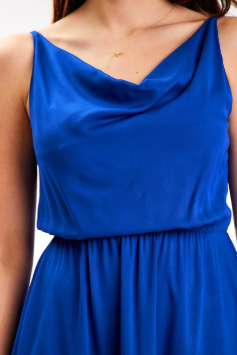 Sukienka elegancka midi bez rękawów ramiączka lejący dekolt niebieska A579 Sukienka elegancka midi bez rękawów ramiączka lejący dekolt niebieska A579