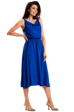 Sukienka elegancka midi bez rękawów ramiączka lejący dekolt niebieska A579