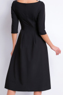 Elegancka sukienka midi rozkloszowana z dekoltem w łódkę M czarna A159