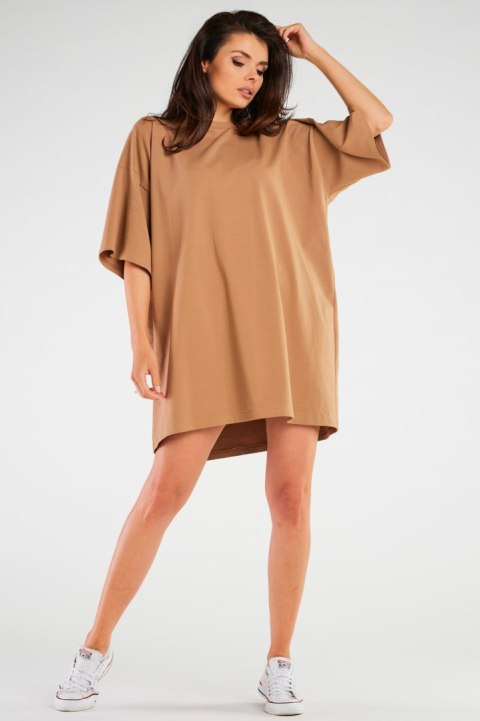 Sukienka mini luźna oversize z krótkim rękawem bawełniana beżowa M255 Sukienka mini luźna oversize z krótkim rękawem bawełniana beżowa M255