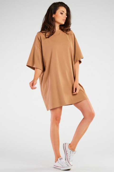 Sukienka mini luźna oversize z krótkim rękawem bawełniana beżowa M255 Sukienka mini luźna oversize z krótkim rękawem bawełniana beżowa M255