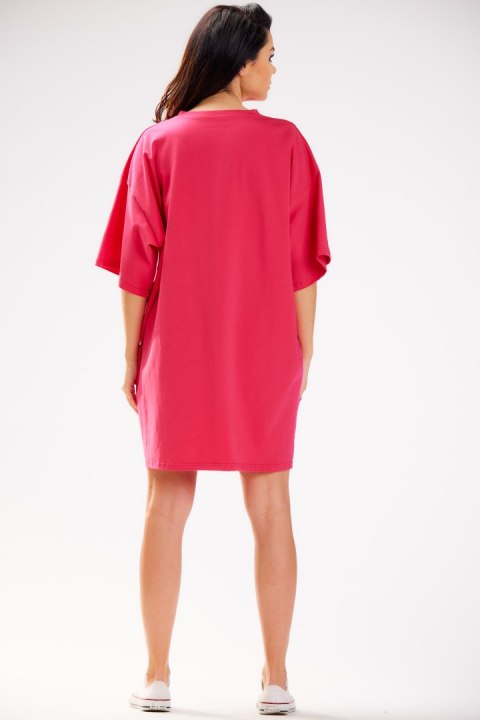 Sukienka mini luźna oversize z krótkim rękawem bawełniana fuksja M255 Sukienka mini luźna oversize z krótkim rękawem bawełniana fuksja M255