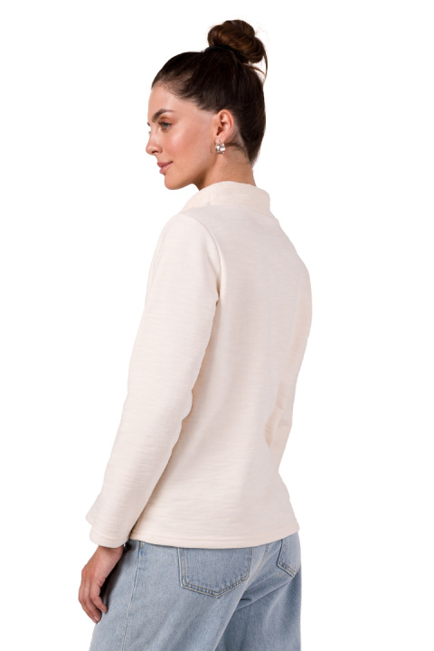 Bluza damska prosta dzianinowa z wysokim kołnierzem ecru B268 Bluza damska prosta dzianinowa z wysokim kołnierzem ecru B268
