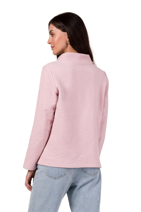 Bluza damska prosta dzianinowa z wysokim kołnierzem pudrowa B268 Bluza damska prosta dzianinowa z wysokim kołnierzem pudrowa B268