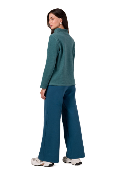 Bluza damska prosta dzianinowa z wysokim kołnierzem turkusowa B268 Bluza damska prosta dzianinowa z wysokim kołnierzem turkusowa B268