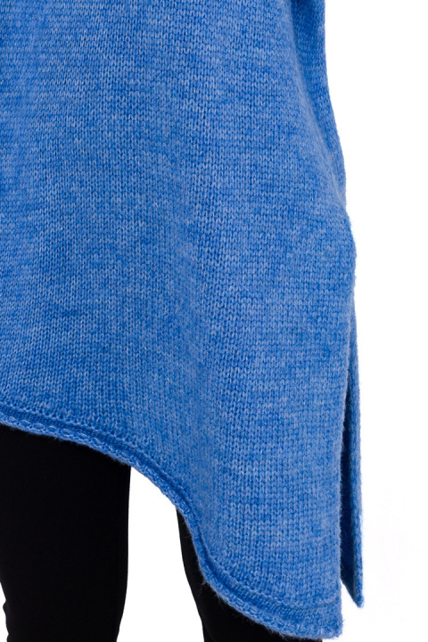 Sweter damski oversize z asymetrycznym dołem dekolt V lazurowy me769 Sweter damski oversize z asymetrycznym dołem dekolt V lazurowy me769