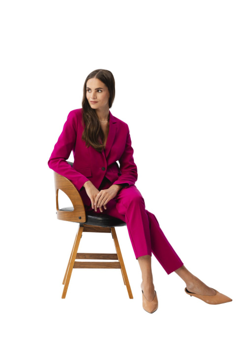 Spodnie damskie eleganckie na kant lekko zwężane wysoki stan śliwkowe S356 Spodnie damskie eleganckie na kant lekko zwężane wysoki stan śliwkowe S356
