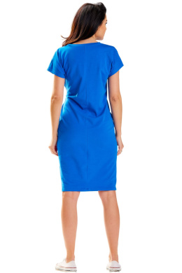 Sukienka midi z krótkim rękawem lekko dopasowana dzianinowa niebieska M302