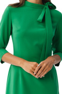 Sukienka midi z wiązaniem przy szyi rękaw 3/4 stójka falbana zielona S346