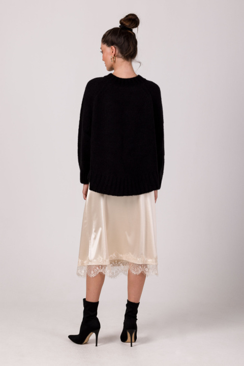 Sweter damski oversize nietoperzowe rękawy gruby splot czarny BK105 Sweter damski oversize nietoperzowe rękawy gruby splot czarny BK105