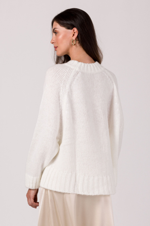 Sweter damski oversize nietoperzowe rękawy gruby splot ecru BK105 Sweter damski oversize nietoperzowe rękawy gruby splot ecru BK105