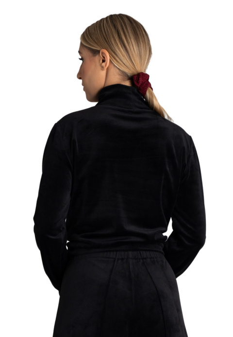 Bluza damska welurowa z golfem długie rękawy z marszczeniem czarna M967 Bluza damska welurowa z golfem długie rękawy z marszczeniem czarna M967
