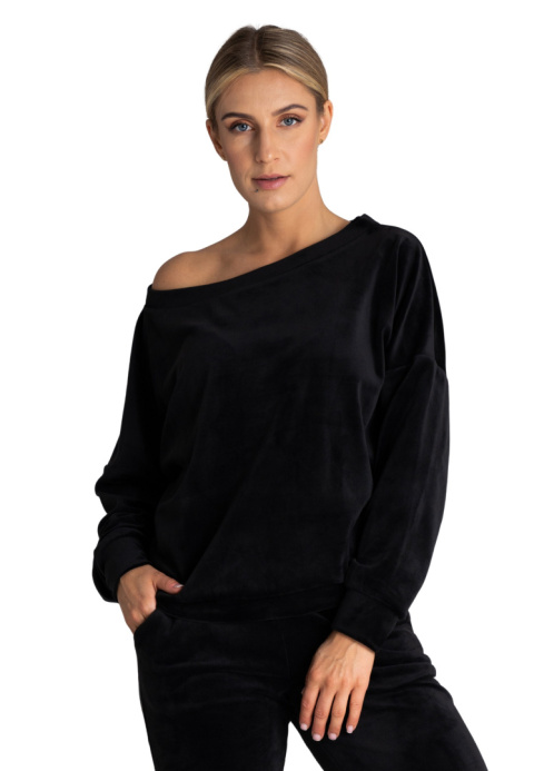 Bluza damska welurowa oversize szeroki dekolt w łódkę czarna M968 Bluza damska welurowa oversize szeroki dekolt w łódkę czarna M968