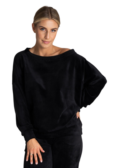 Bluza damska welurowa oversize szeroki dekolt w łódkę czarna M968 Bluza damska welurowa oversize szeroki dekolt w łódkę czarna M968