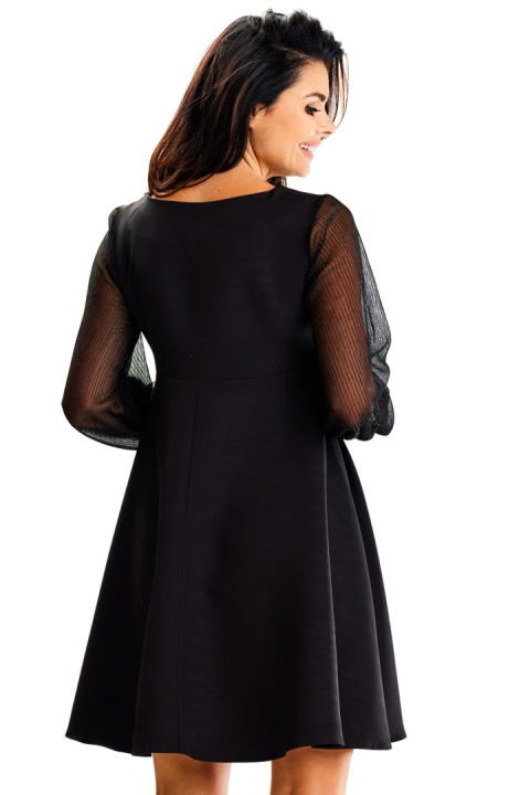 Sukienka trapezowa mini elegancka zwiewna długi rękaw czarna A622 Sukienka trapezowa mini elegancka zwiewna długi rękaw czarna A622