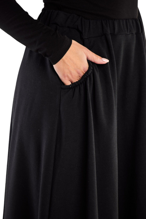 Spódnica maxi trapezowa luźna dresowa gumka w pasie kieszenie czarna M312 Spódnica maxi trapezowa luźna dresowa gumka w pasie kieszenie czarna M312