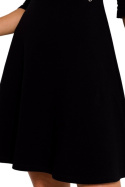Sukienka mini rozkloszowana dopasowana dekolt V dzianinowa czarna me786