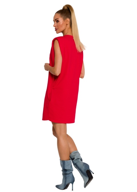 Sukienka mini oversize bez rękawów poduszki na ramionach dzianinowa czerwona me789 Sukienka mini oversize bez rękawów poduszki na ramionach dzianinowa czerwona me789
