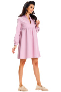 Sukienka mini rozkloszowana długi rękaw głęboki dekolt szpic różowa A636