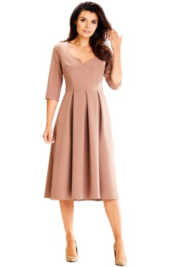 Elegancka sukienka midi rozkloszowana dopasowana głęboki dekolt M cappuccino A598